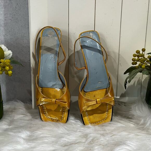 NEW Unisa Vintage 90s Patent Leather Slingback Bows Kitten Heel Sandals 6.5 NWOB - Picture 8 of 16